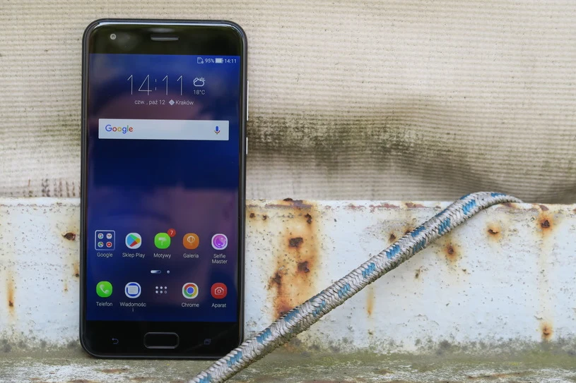 Asus Zenfone 4 Asus Zenfone 4