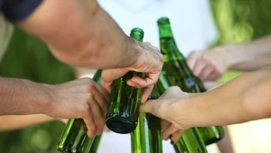 Piwo nie zdrożeje o 10 zł. Browary niesłusznie straszą systemem kaucyjnym