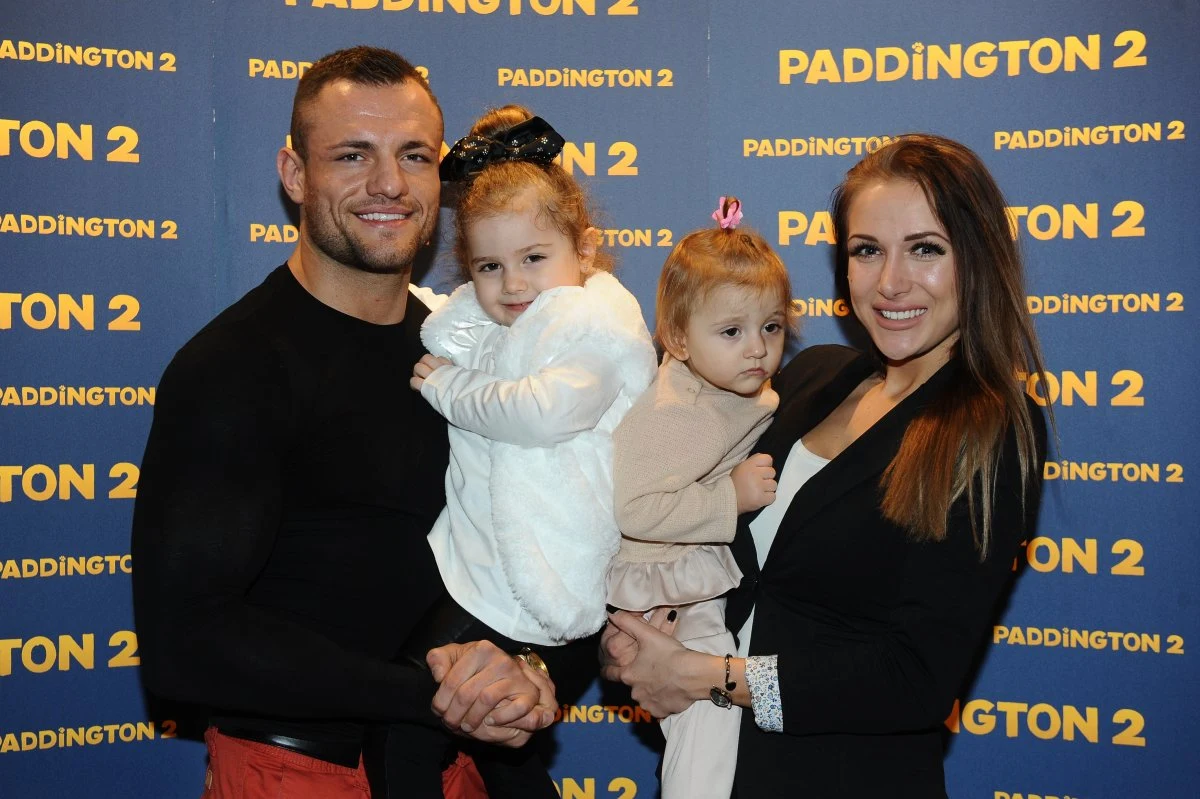 Eliza i Paweł Trybała z córkami Eliza i Paweł Trybała z córkami