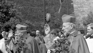 Od lewej: kardynał Karol Wojtyła, prymas Polski kardynał Stefan Wyszyński