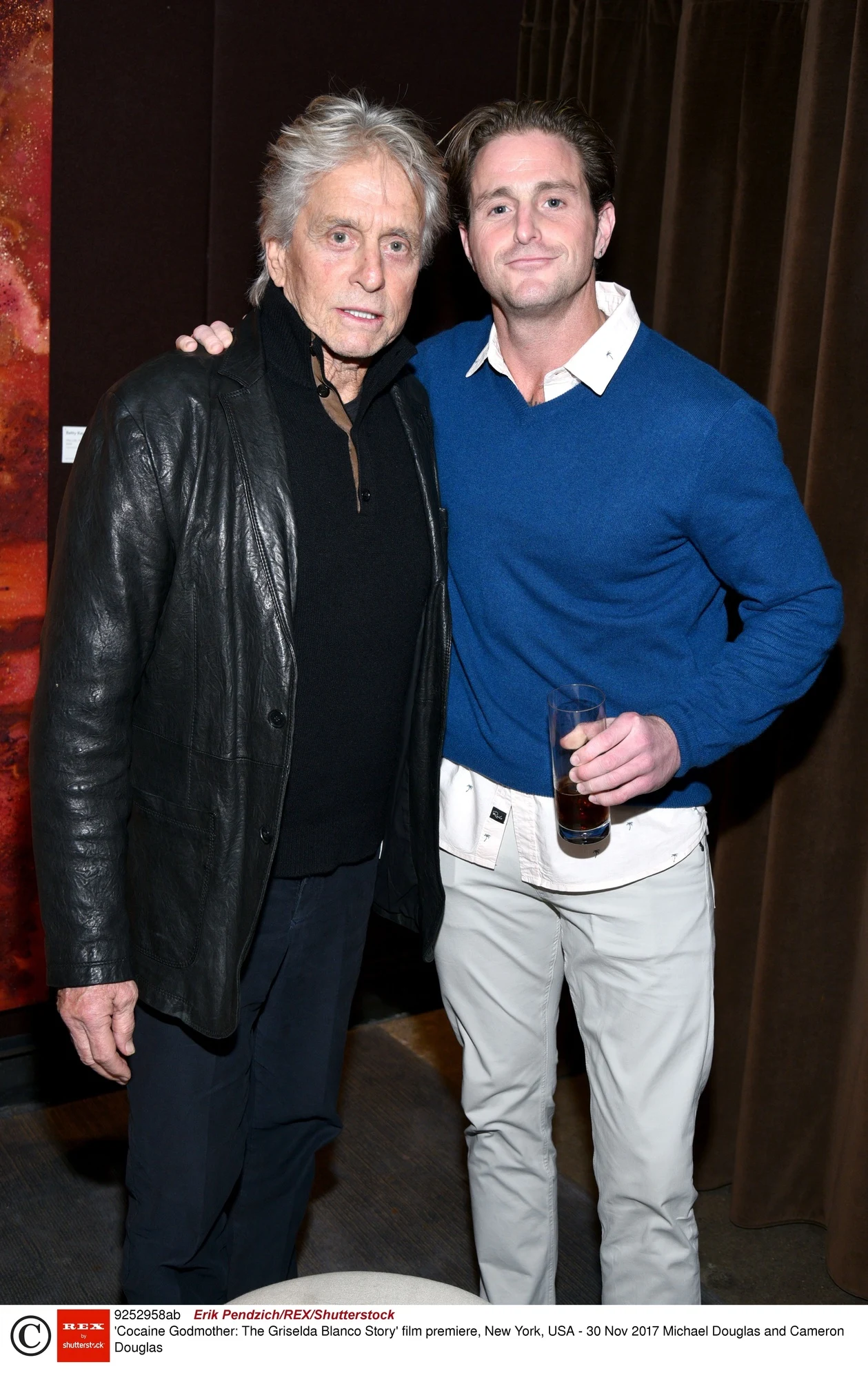 Michael Douglas z synem Cameronem