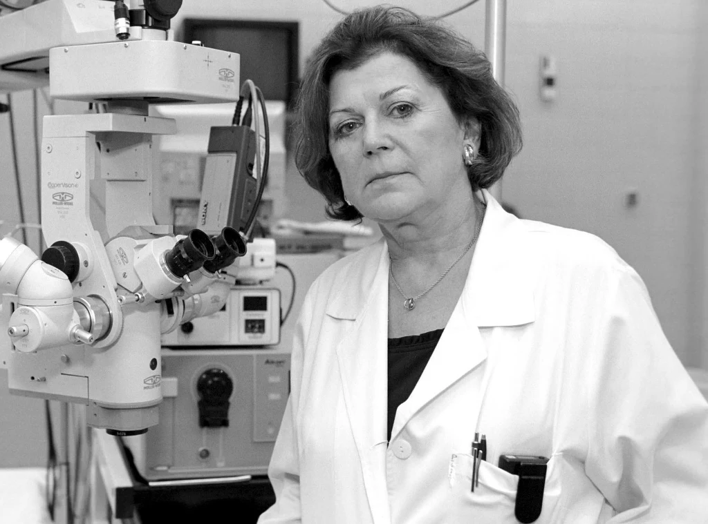 Ariadna Gierek, 2001 r.