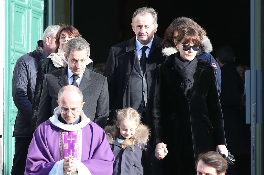 Gulia - córka Carli Bruni i Nicolasa Sarkozy'ego Gulia - córka Carli Bruni i Nicolasa Sarkozy'ego