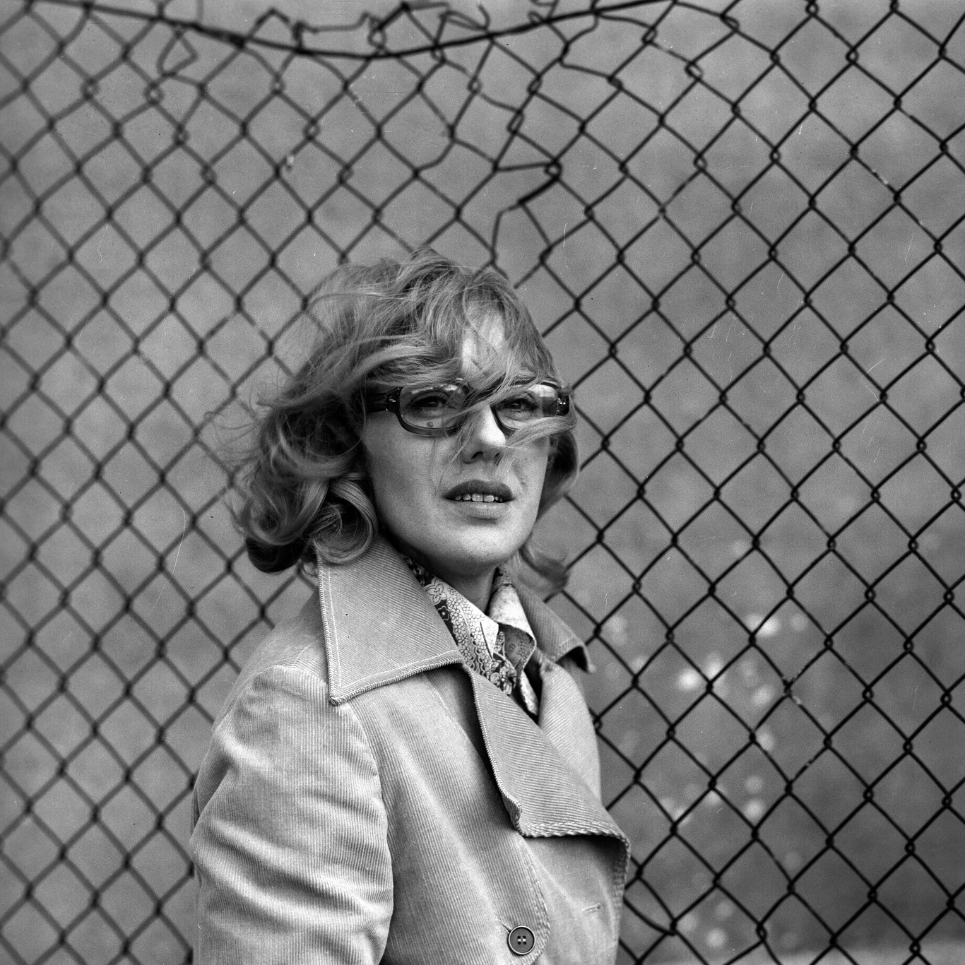 Jednym z pierwszych filmów, w których wystąpiła, były "Góry o zmierzchu" Krzysztofa Zanussiego (1970), wkrótce stała się ulubioną aktorką tego reżysera. W 1971 roku zagrała w jego "Życiu rodzinnym", a Zanussi po latach wspominał wrażliwość i ekspresję aktorki.

"Na planie 'Życia rodzinnego' wręcz rozsadzała mi film i musiałem wyciąć jej najlepszą improwizowaną scenę, kiedy opowiada bratu o swoim życiu. Scena była tak rozdzierająca, że gdybym tego nie zrobił, skupiłaby na sobie całą uwagę" - mówił reżyser w rozmowie dla "Rzeczpospolitej".