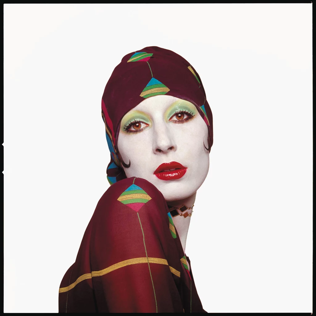 Angelica Huston z makijażem w stylu Biby (1973), Fot. "Face paint. Historia makijażu"