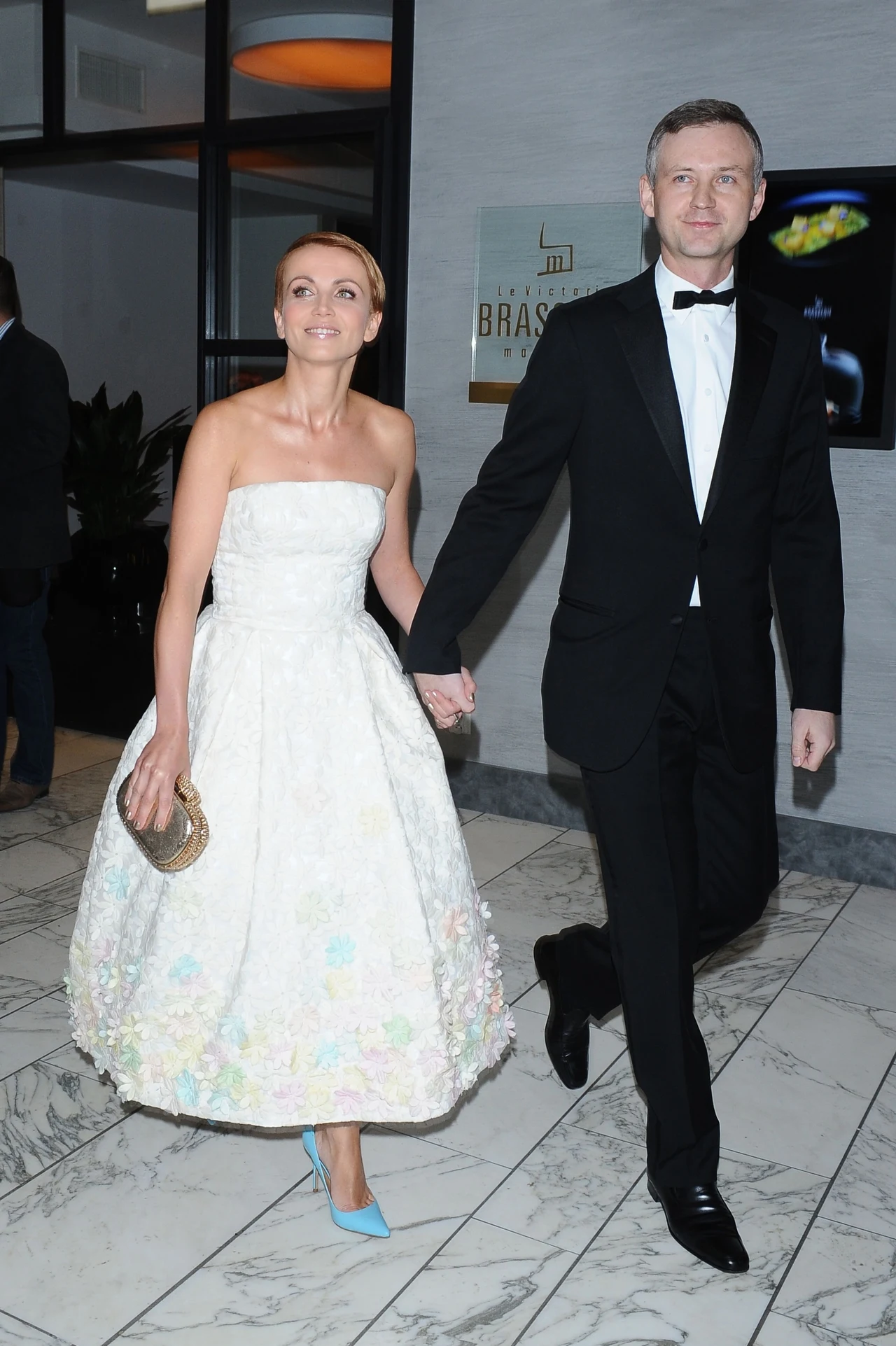 Aktorka "Barw szczęścia" z mężem często gości na warszawskich salonach Aktorka "Barw szczęścia" z mężem często gości na warszawskich salonach