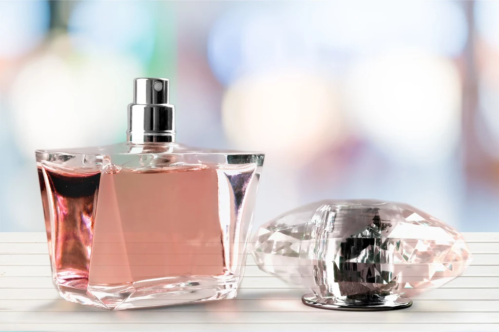 Na trwałość perfum ma wpływ m.in. światło i wilgoć