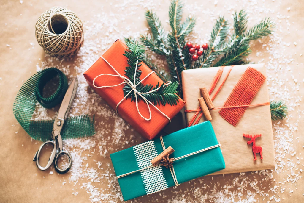 Jak szybko i sprawnie zapakować prezenty?