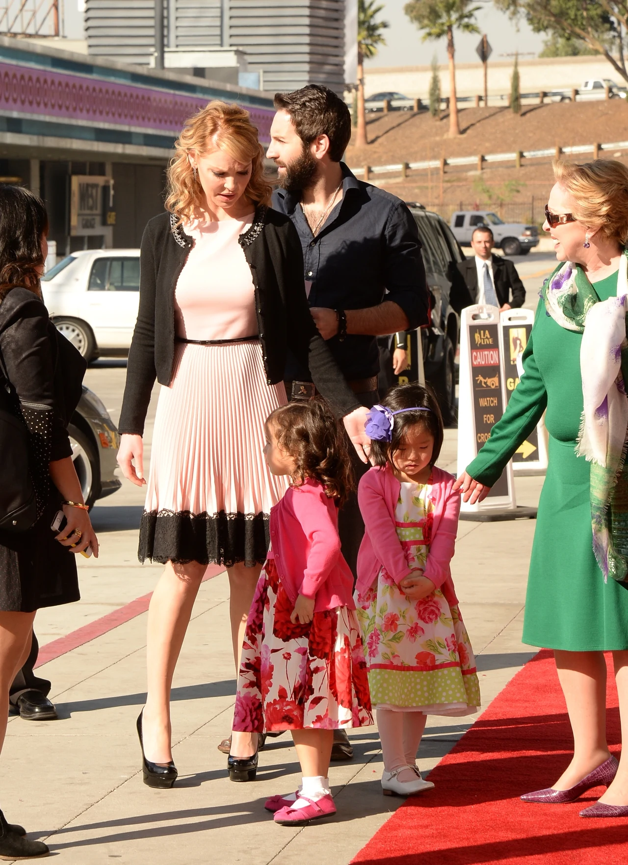 Katherine Heigl z mężem i córeczkami Katherine Heigl z mężem i córeczkami
