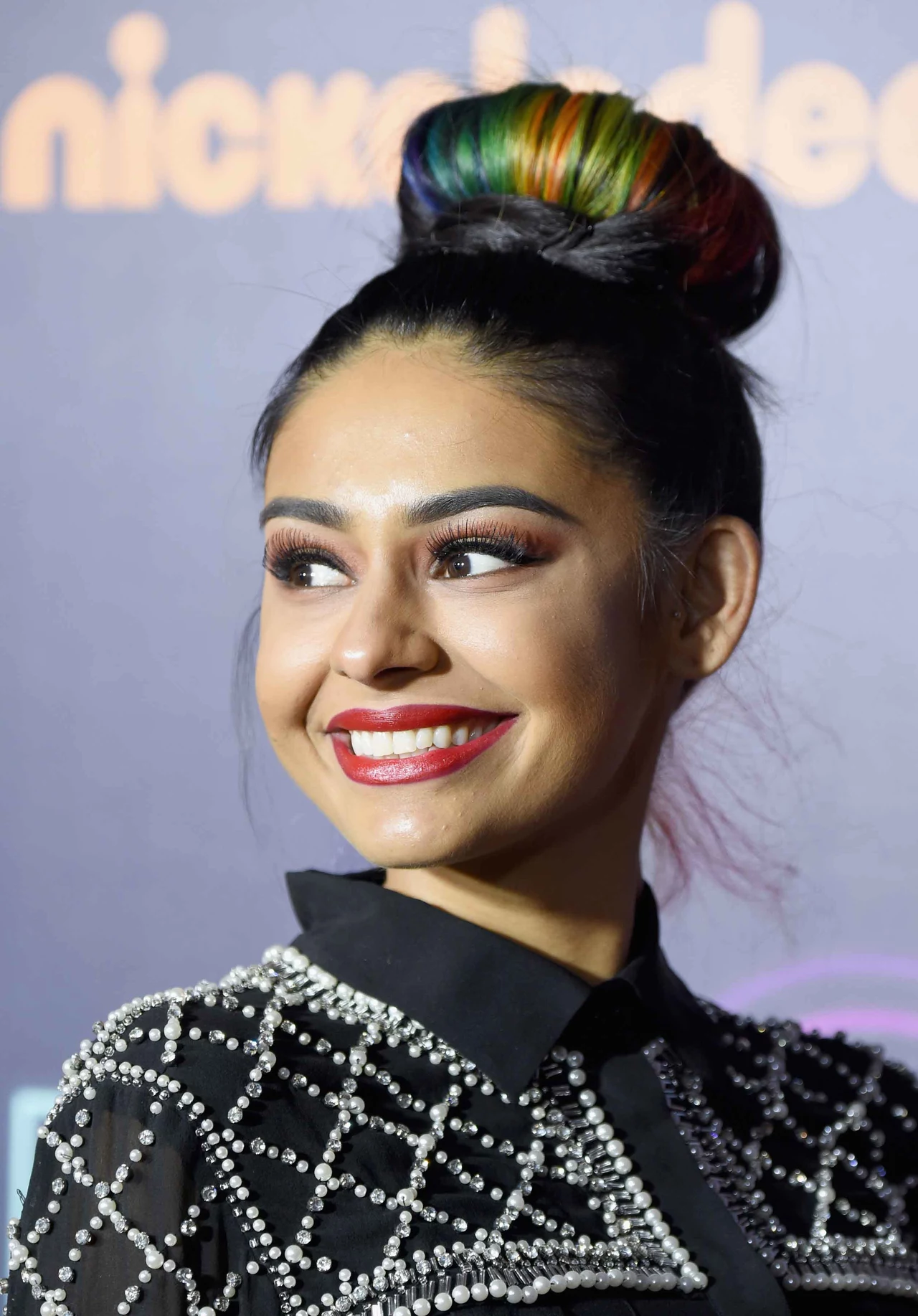 Nelufar Hedayat 