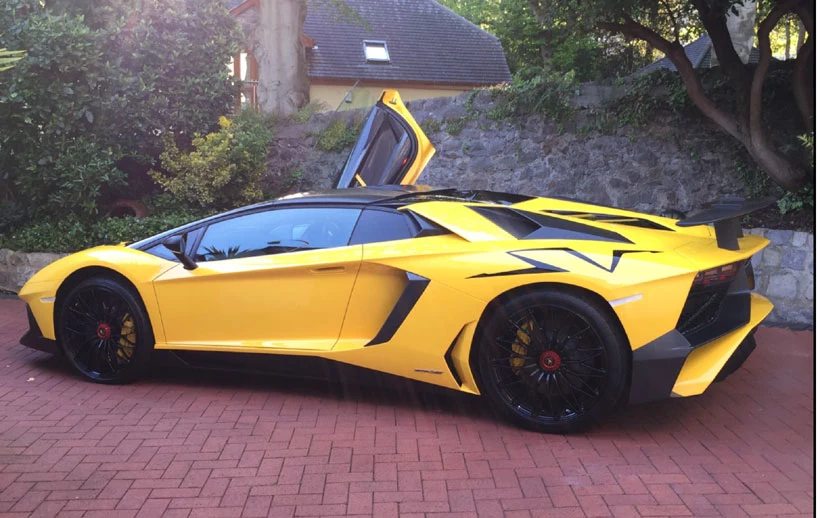 Aventador SV Roadster 