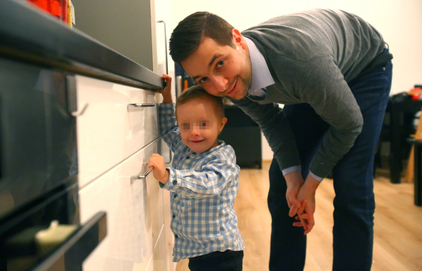 Patryk Jaki z synem Radkiem Patryk Jaki z synem Radkiem