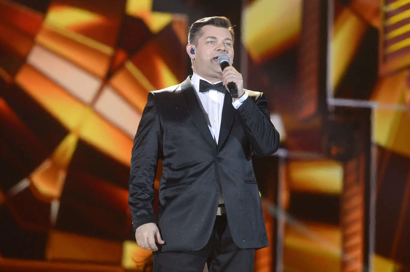 Zenek Martyniuk z discopolowej grupy Akcent. Zenek Martyniuk z discopolowej grupy Akcent.