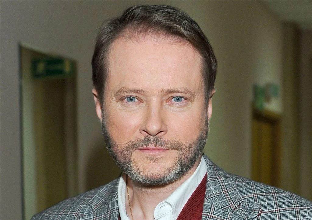 Artur Żmijewski Artur Żmijewski