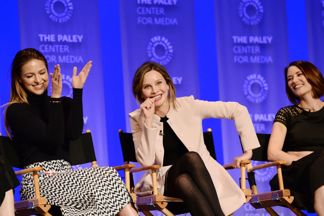 Melissa Benoist, Calista Flockhart, Chyler Leigh na panelu Paley Centre