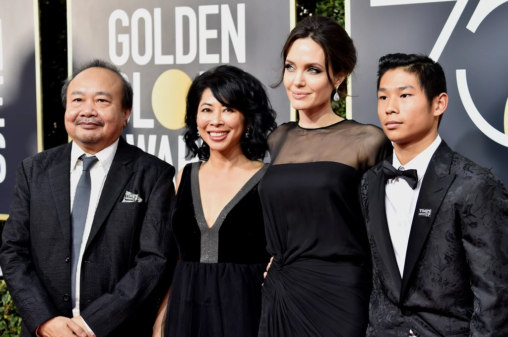 Angelina Jolie, Rithy Panh, Loung Ung i Pax Thien Jolie-Pitt Angelina Jolie, Rithy Panh, Loung Ung i Pax Thien Jolie-Pitt