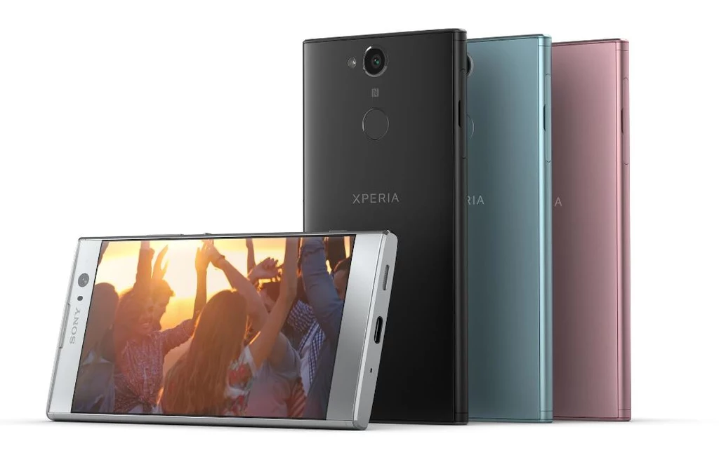 Sony Xperia XA2 wciąż ma cienkie ramki boczne, a czytnik linii papilarnych pojawił się na tylnej ścianie