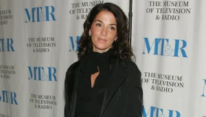  Anabella Sciorra