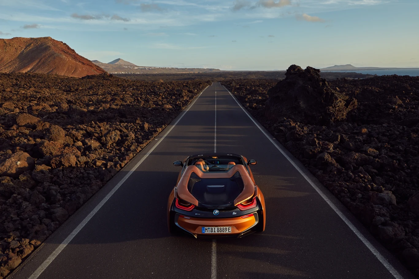 BMW i8 oraz i8 Roadster BMW i8 oraz i8 Roadster