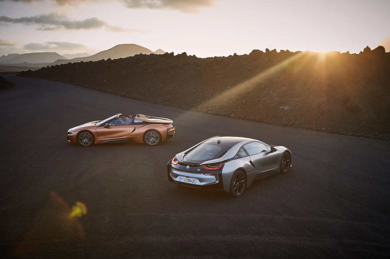 BMW i8 oraz i8 Roadster BMW i8 oraz i8 Roadster