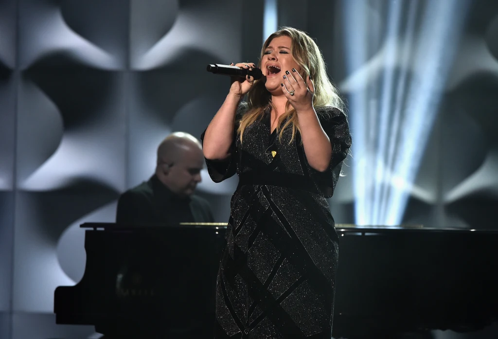 Kelly Clarkson