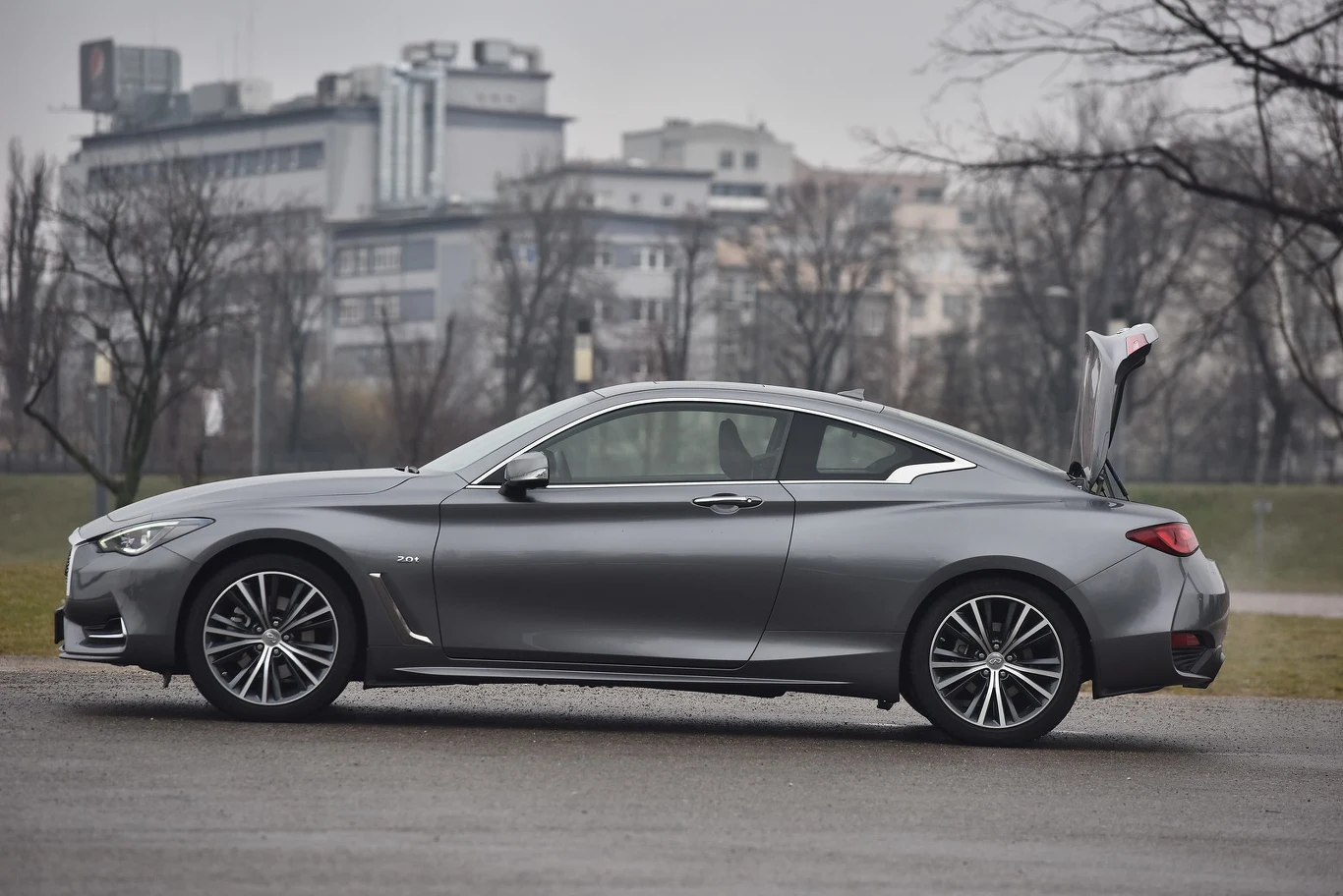 Infiniti Q60 2.0t Premium Tech