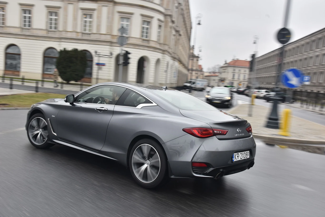 Infiniti Q60 2.0t Premium Tech