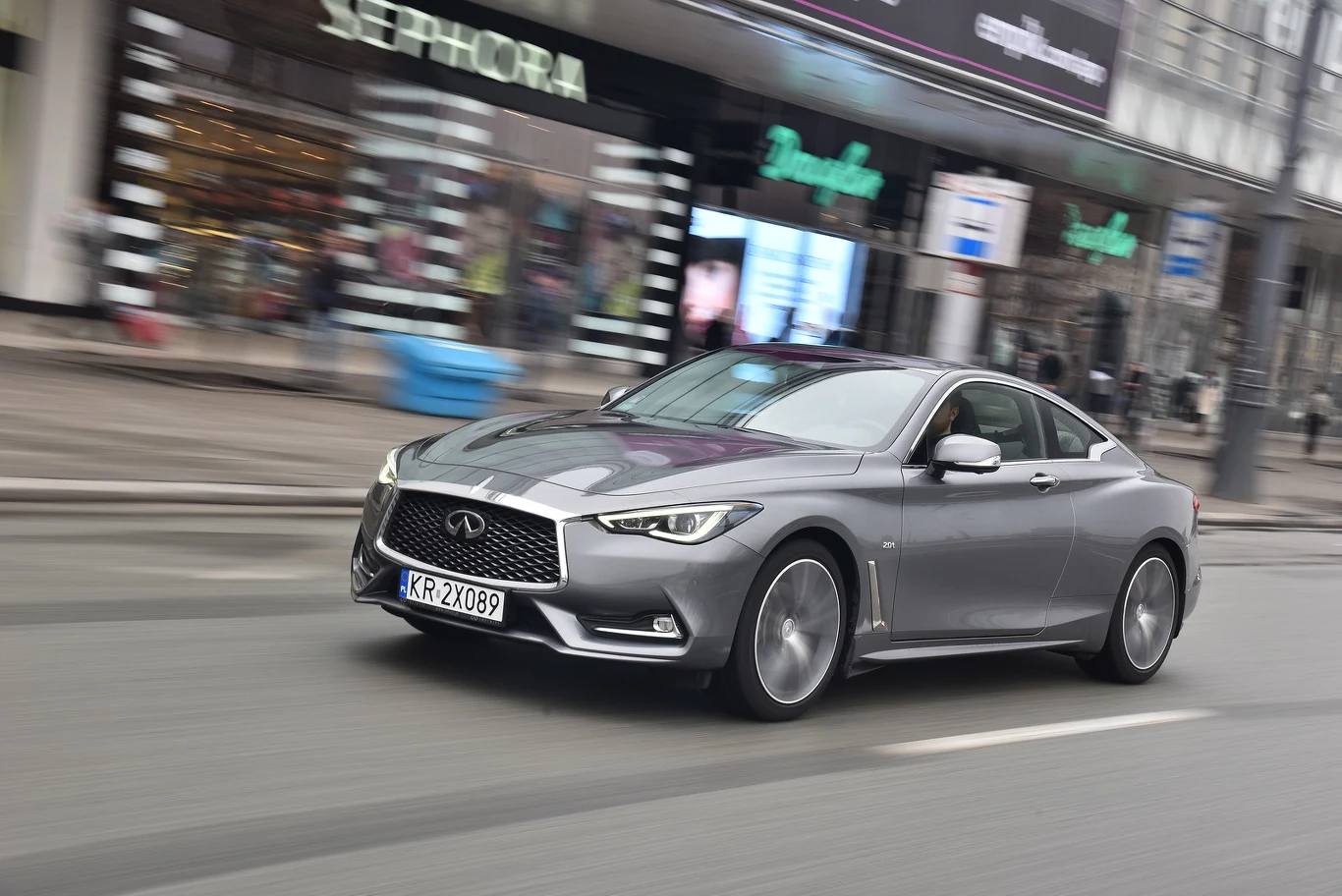 Infiniti Q60 2.0t Premium Tech