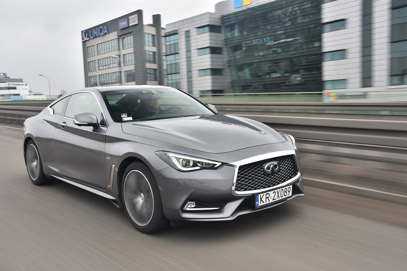Infiniti Q60 2.0t Premium Tech