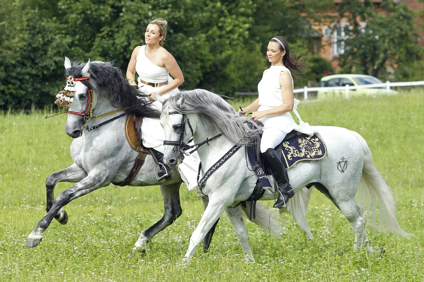 Kingę Rusin i Karolinę Ferenstein-Kraśko połączyła miłość do jeździectwa Kingę Rusin i Karolinę Ferenstein-Kraśko połączyła miłość do jeździectwa