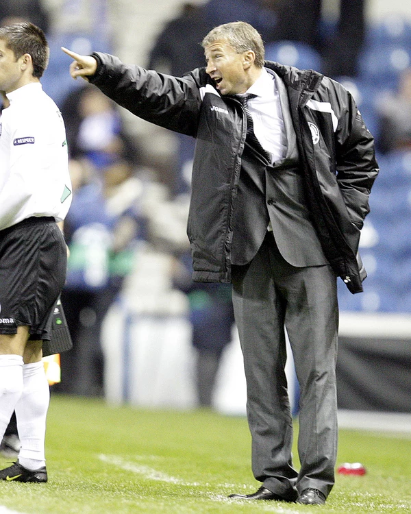 Dan Petrescu Dan Petrescu