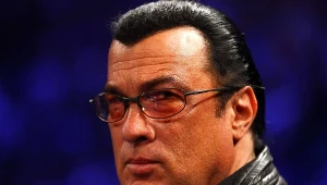 Steven Seagal był już oskarżany przez kobiety o molestowanie seksualne