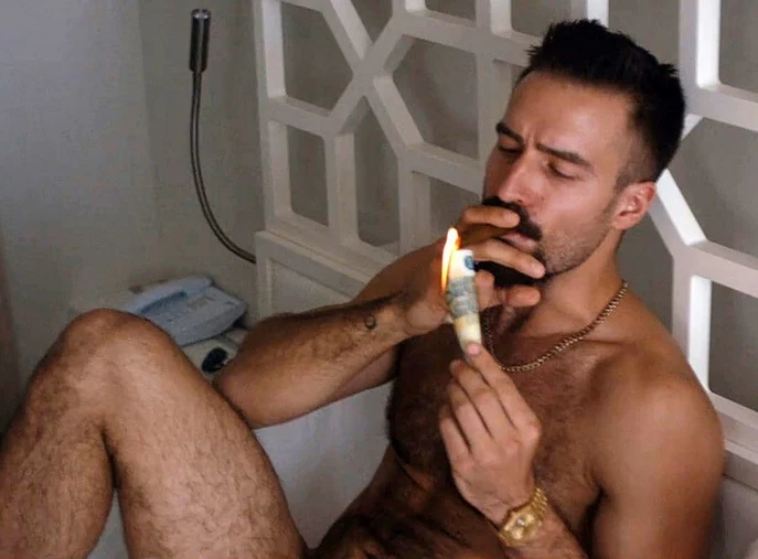 Piotr Stramowski w filmie "Kobiety mafii" Piotr Stramowski w filmie "Kobiety mafii"