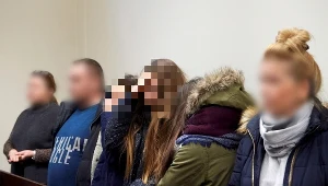 Nastolatki w oczekiwaniu na wyrok