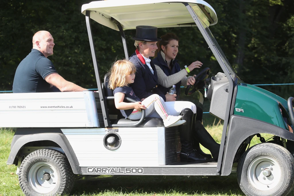 Zara Phillips z rodziną Zara Phillips z rodziną