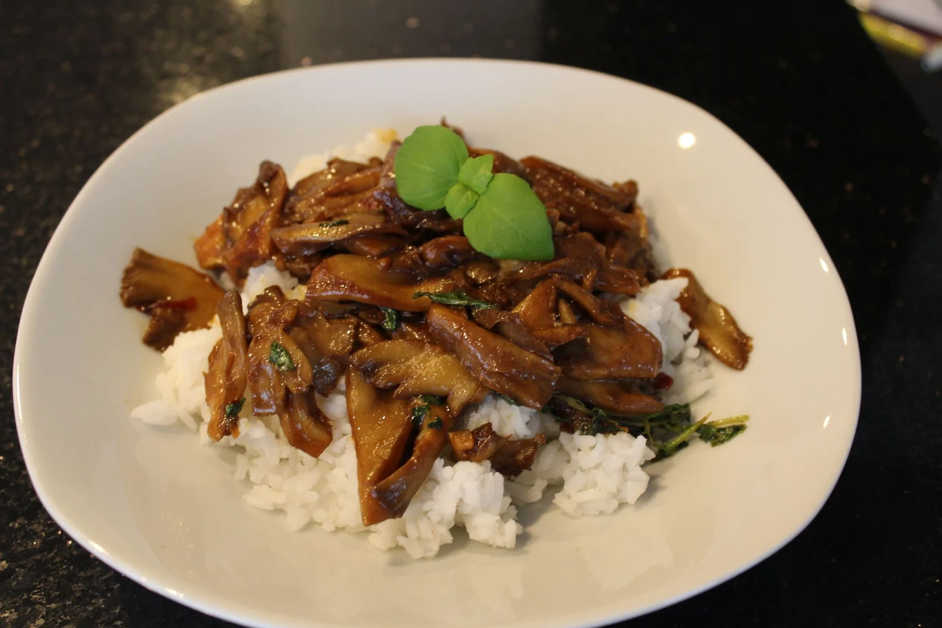 Boczniaki możemy przygotowywać na wiele różnych sposobów Boczniaki możemy przygotowywać na wiele różnych sposobów