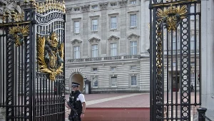 Wejście do Pałacu Buckingham