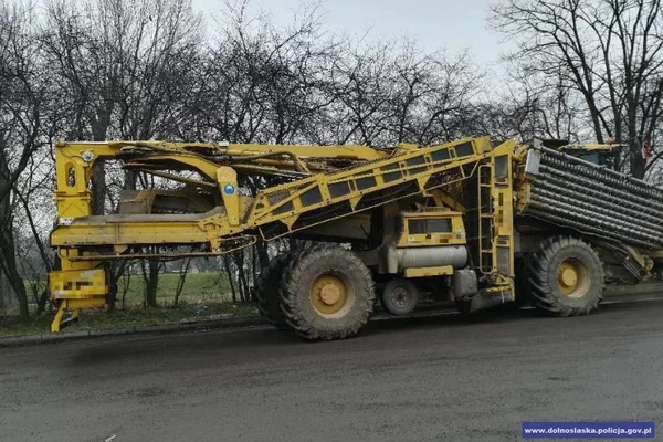 Kierowca tej maszyny był kompletnie pijany