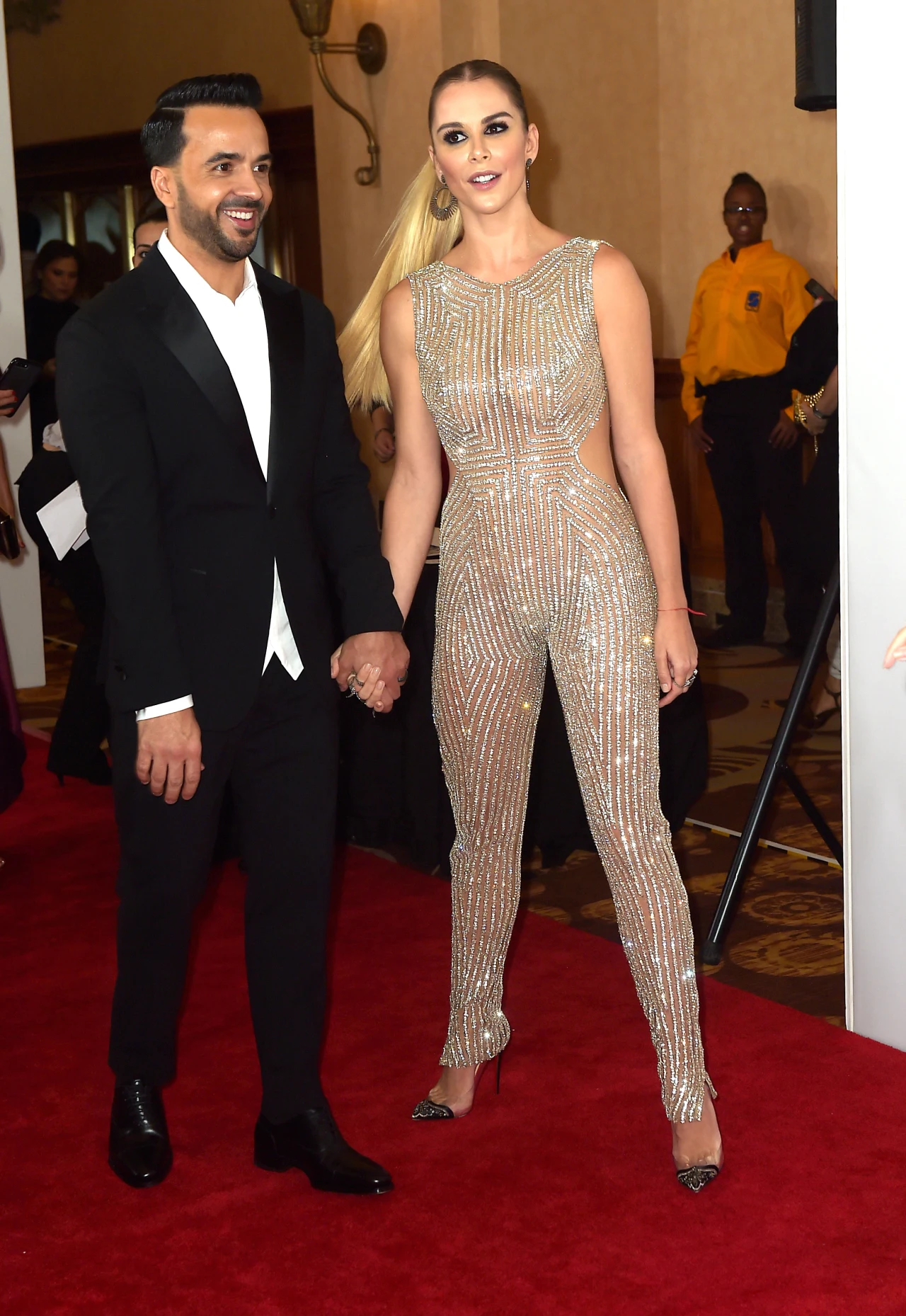 Ukochana gwiazdora lubuje się w wyzywających kreacjach