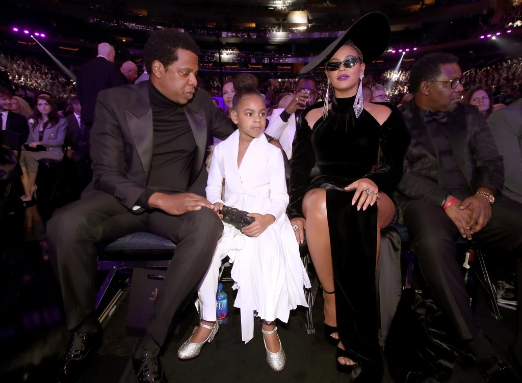 Beyonce wraz z Jayem-Z i Blue Ivy na tegorocznej gali Grammy 