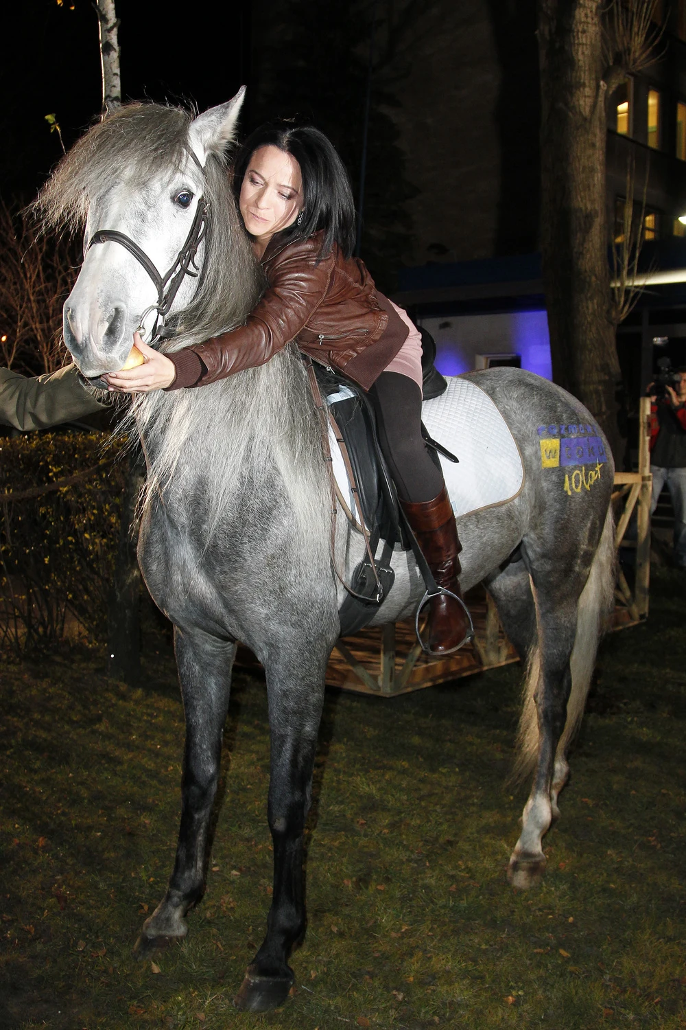 Mimo potwornego bólu pleców, Ewa zawsze starała się być profesjonalna w swojej pracy  Mimo potwornego bólu pleców, Ewa zawsze starała się być profesjonalna w swojej pracy