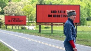 Kadr z filmu "Trzy billboardy za Ebbing, Missouri"