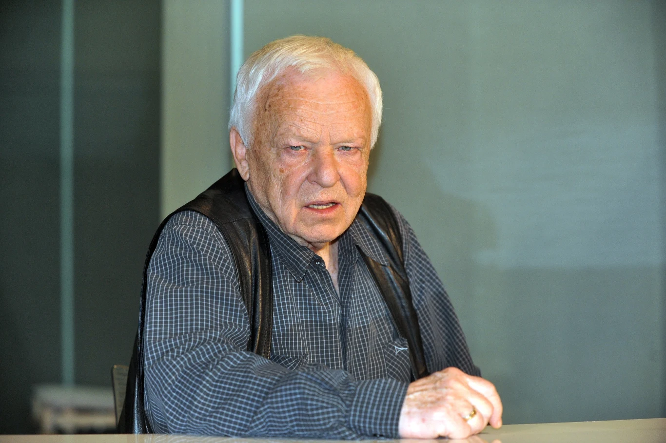 Marian Opania Marian Opania