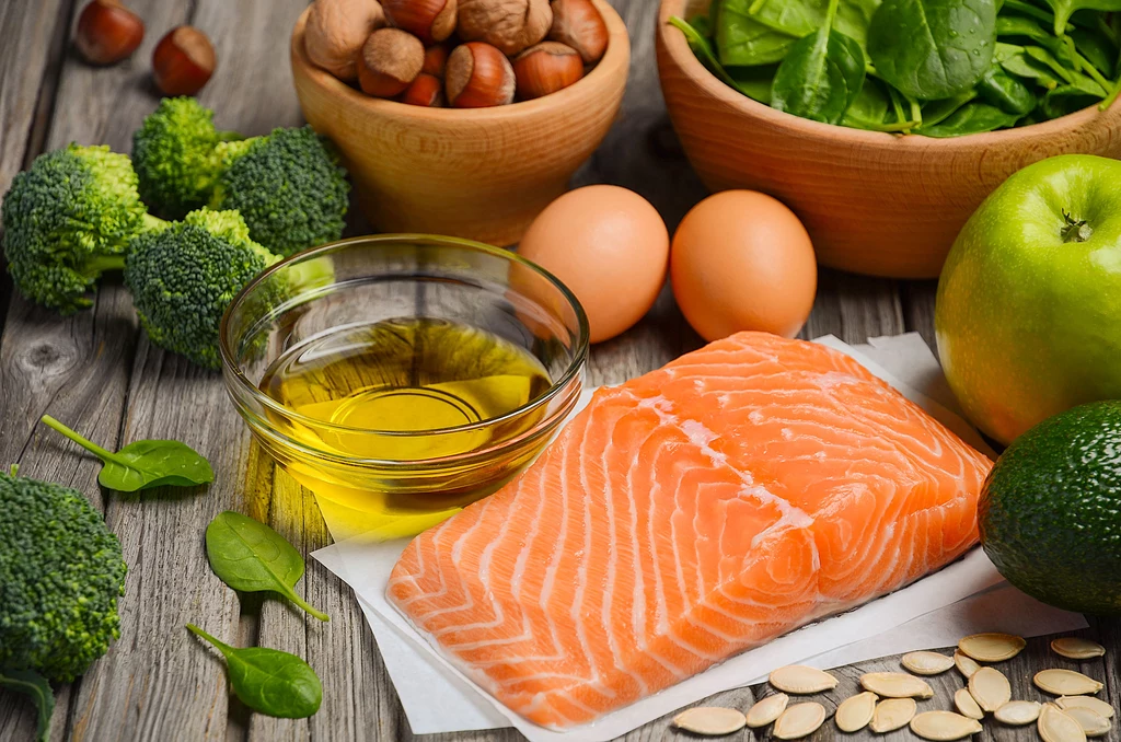 Dla dobrej pracy mózg potrzebuje oprócz węglowodanów dobrego tłuszczu, a konkretnie kwasów omega-3 Dla dobrej pracy mózg potrzebuje oprócz węglowodanów dobrego tłuszczu, a konkretnie kwasów omega-3