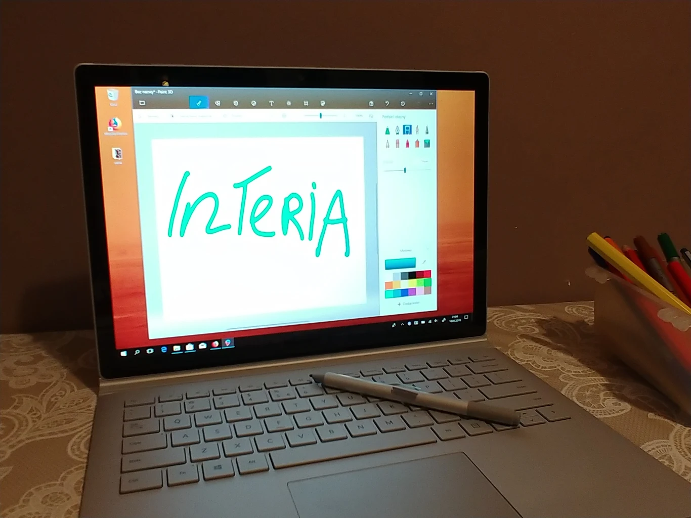 Microsoft Surface Book 2, sesja zdjęciowa z naszych testów. Fotografie zostały wykonane przy pomocy smartfonu LG V30