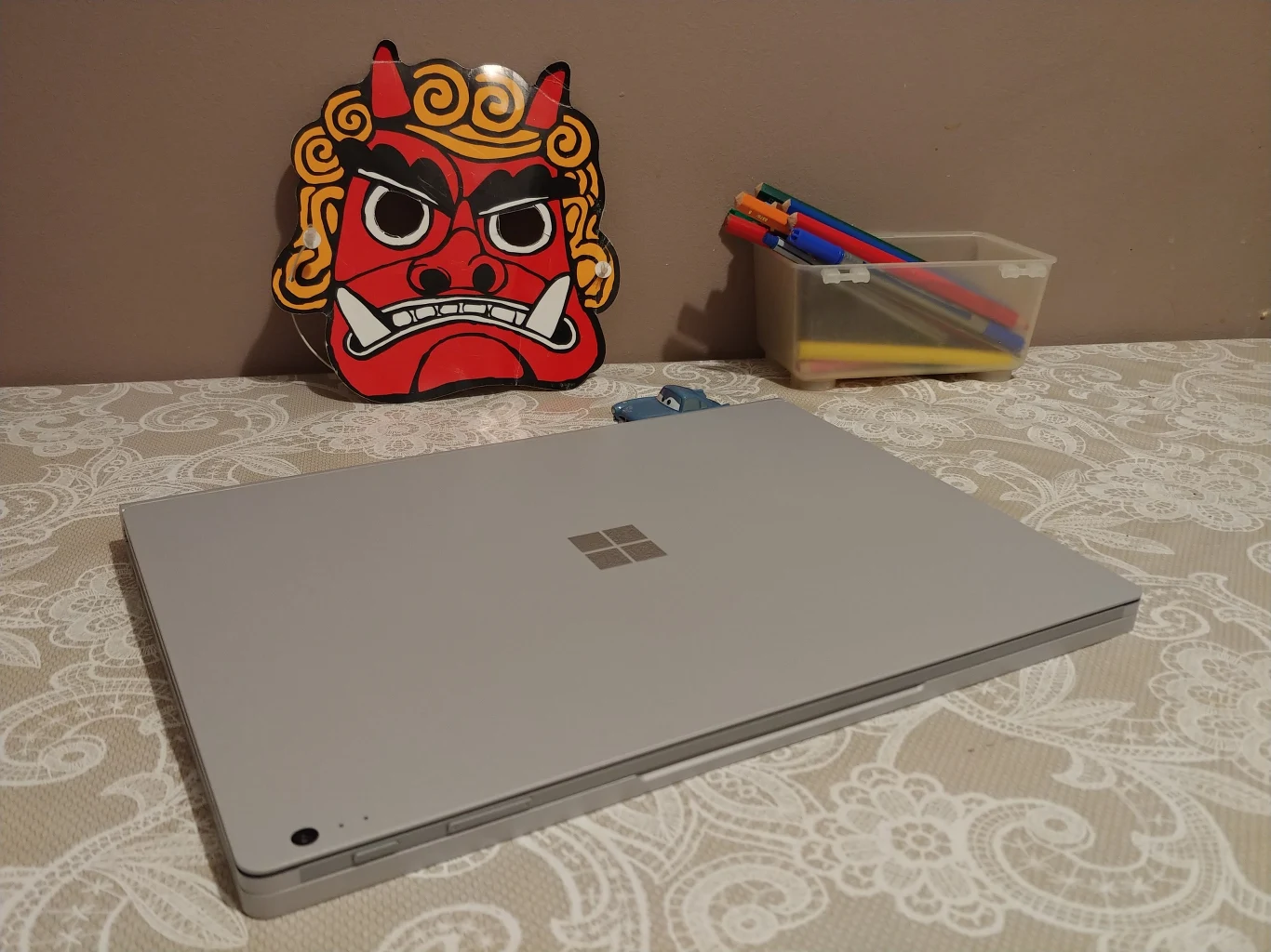 Microsoft Surface Book 2, sesja zdjęciowa z naszych testów. Fotografie zostały wykonane przy pomocy smartfonu LG V30 Microsoft Surface Book 2, sesja zdjęciowa z naszych testów. Fotografie zostały wykonane przy pomocy smartfonu LG V30