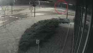 Nowe nagrania z monitoringu, udostępnione przez policję