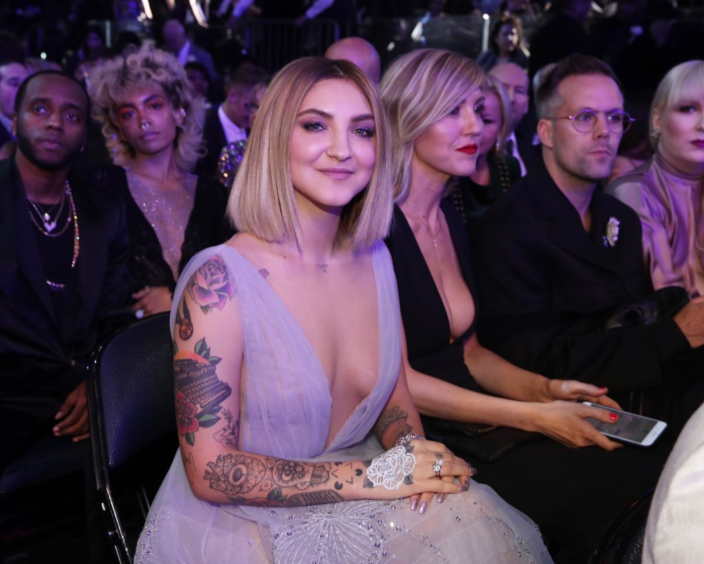 Julia Michaels na gali Grammy 2018