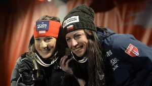 Justyna Kowalczyk (z prawej) i Sylwia Jaśkowiec