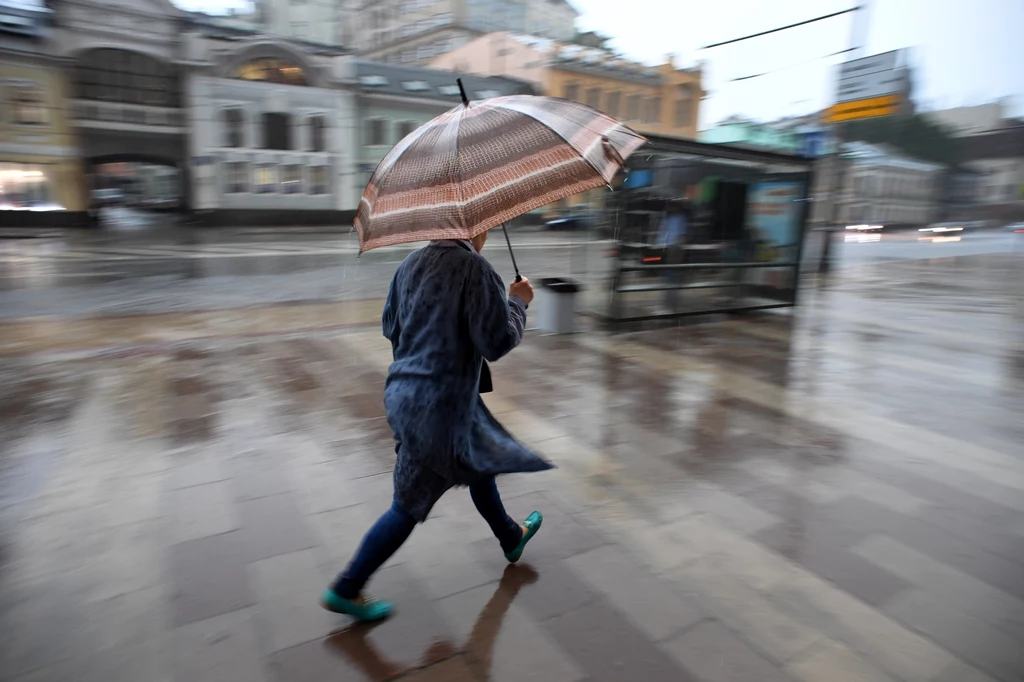 Niemal codziennie możliwe będą opady deszczu, deszczu ze śniegiem i śniegu